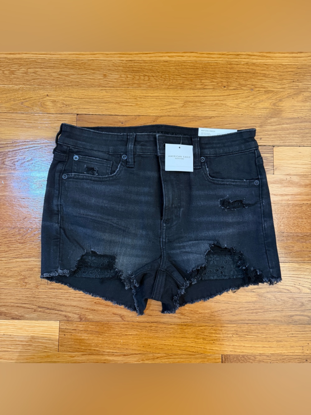American Eagle High-Rise Shortie Black Denim Distressed Jean Shorts - Size 8 NWT - Picture 9 of 9